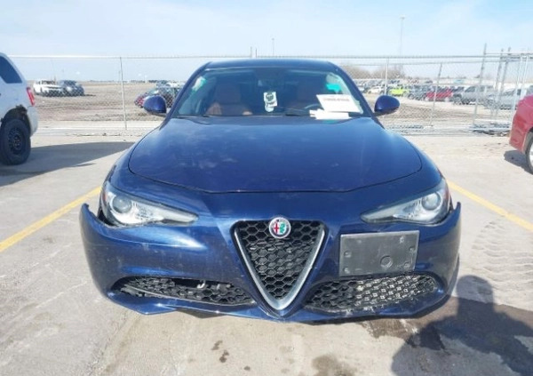 Alfa Romeo Giulia cena 43000 przebieg: 122000, rok produkcji 2017 z Nekla małe 172